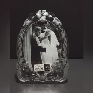 Mikasa 9" Crystal Picture Frame